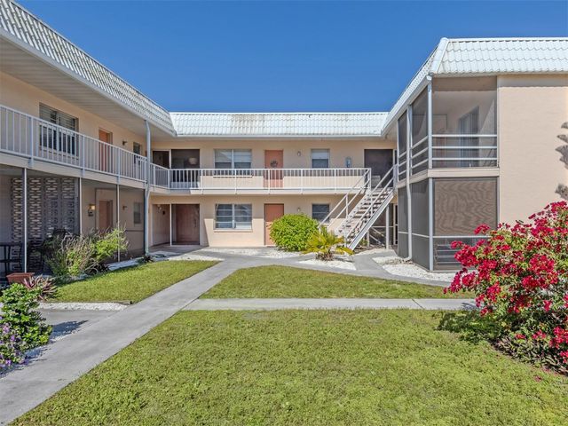 400 BASE AVENUE E 227, Venice, FL 34285