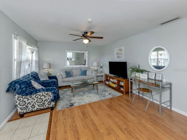 400 BASE AVENUE E 227, Venice, FL 34285