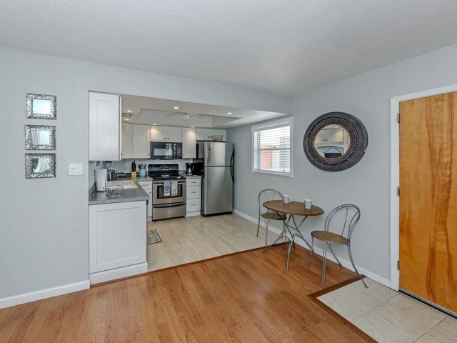 400 BASE AVENUE E 227, Venice, FL 34285