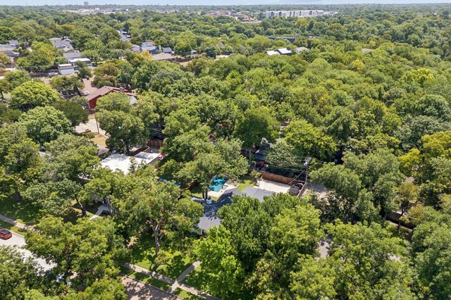 10428 Vinemont, Dallas, TX 75218