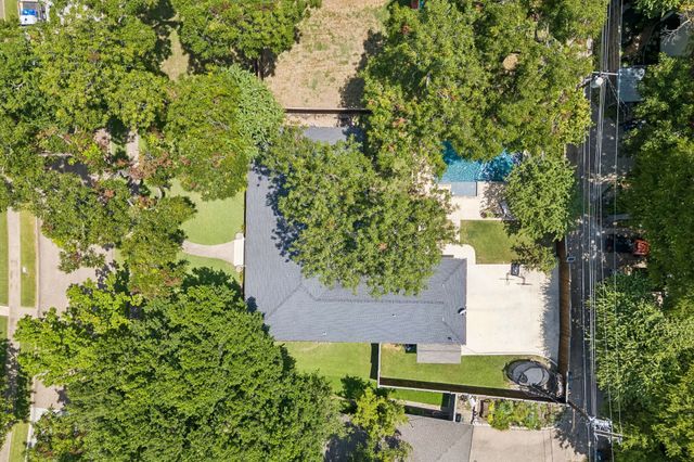 10428 Vinemont, Dallas, TX 75218