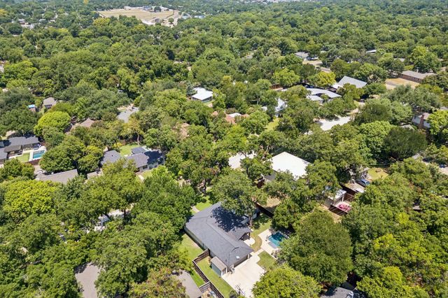 10428 Vinemont, Dallas, TX 75218