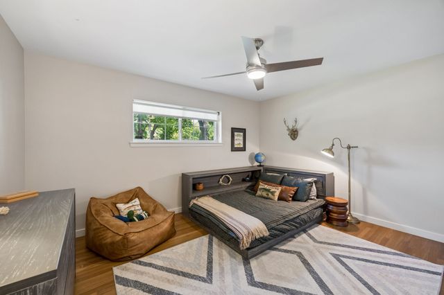 10428 Vinemont, Dallas, TX 75218