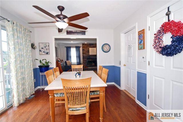 23 10th Street, Monroe, NJ 08831