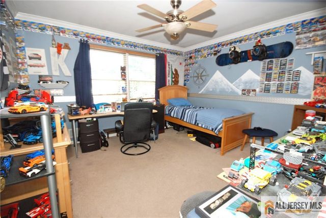 23 10th Street, Monroe, NJ 08831