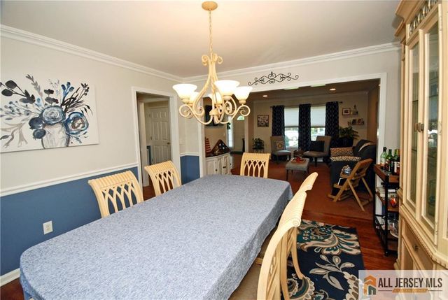 23 10th Street, Monroe, NJ 08831