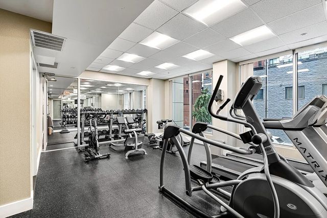 4415 Purves St Apt 11B, New York City, NY 11101