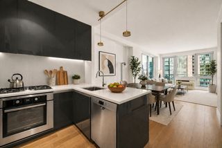 4415 Purves St Apt 11B, New York City, NY 11101