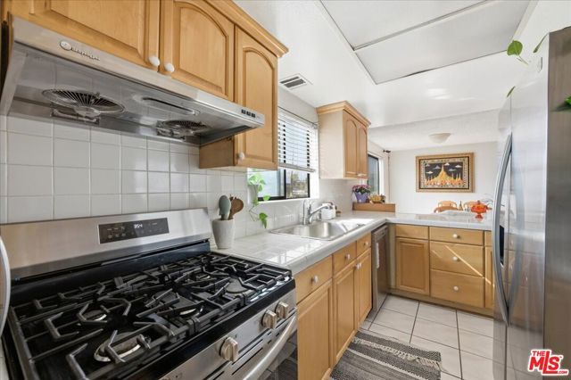 18 Park Street 6, Alhambra, CA 91801