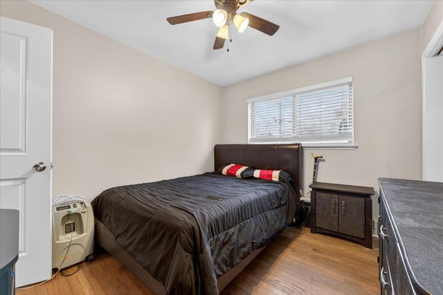 21519 Willow Wisp Street, Saint Clair Shores, MI 48082