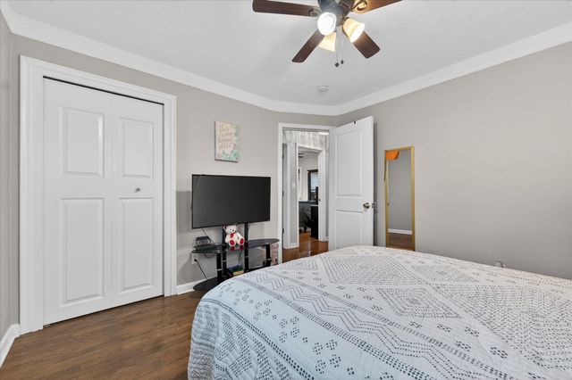 21519 Willow Wisp Street, Saint Clair Shores, MI 48082