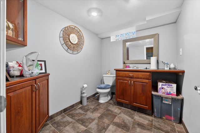 21519 Willow Wisp Street, Saint Clair Shores, MI 48082