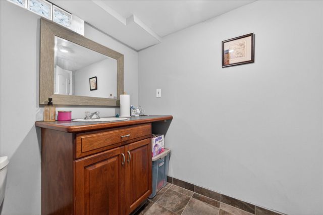 21519 Willow Wisp Street, Saint Clair Shores, MI 48082