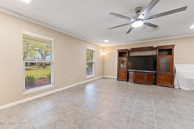 40 Greenbriar Drive, Gulfport, MS 39507