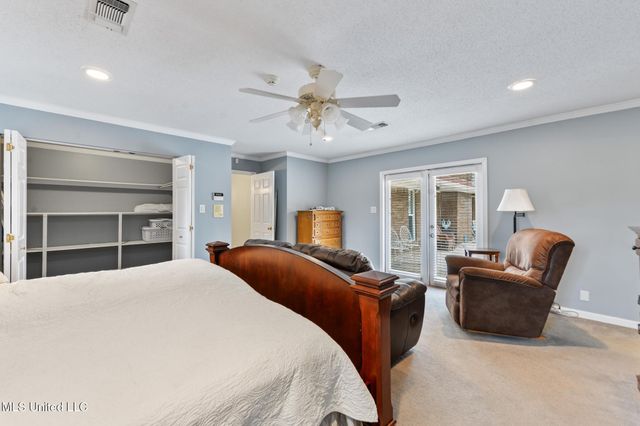 40 Greenbriar Drive, Gulfport, MS 39507