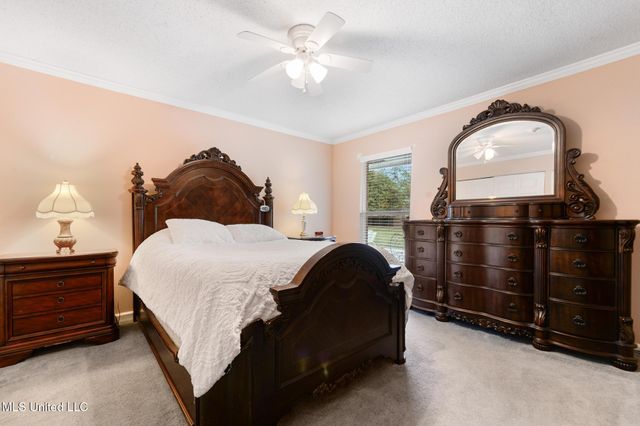 40 Greenbriar Drive, Gulfport, MS 39507