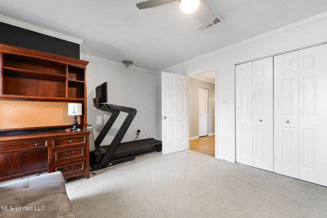 40 Greenbriar Drive, Gulfport, MS 39507