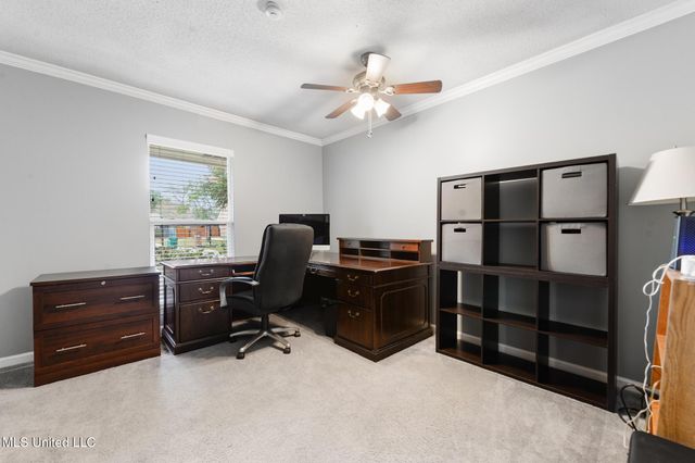 40 Greenbriar Drive, Gulfport, MS 39507