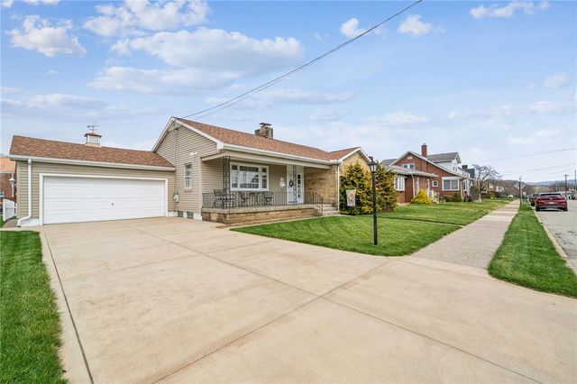 18 E Tacoma Avenue, Latrobe, PA 15650