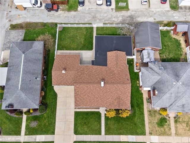 18 E Tacoma Avenue, Latrobe, PA 15650