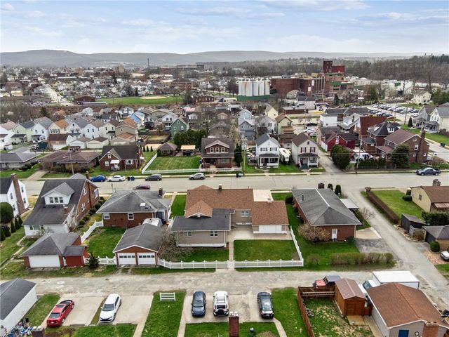 18 E Tacoma Avenue, Latrobe, PA 15650