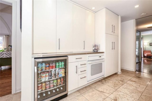 4966 Westwood Road, Kansas City, MO 64112