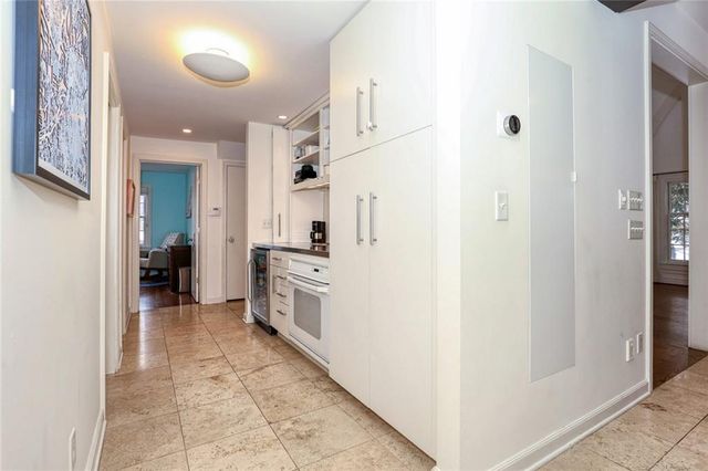 4966 Westwood Road, Kansas City, MO 64112