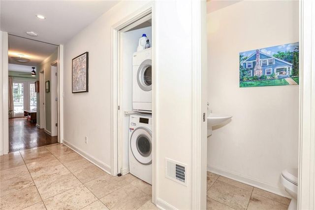 4966 Westwood Road, Kansas City, MO 64112