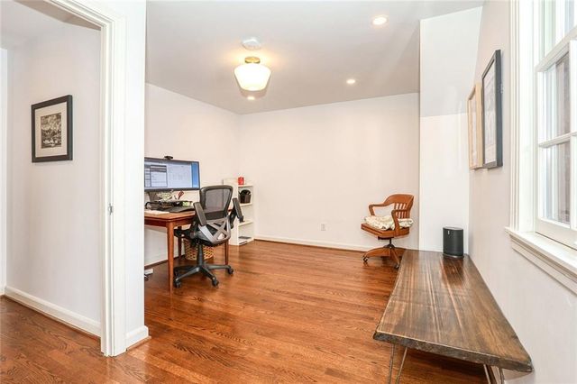 4966 Westwood Road, Kansas City, MO 64112