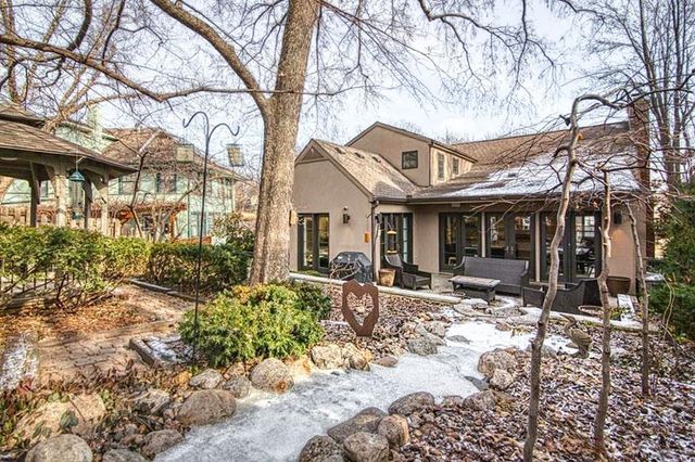 4966 Westwood Road, Kansas City, MO 64112