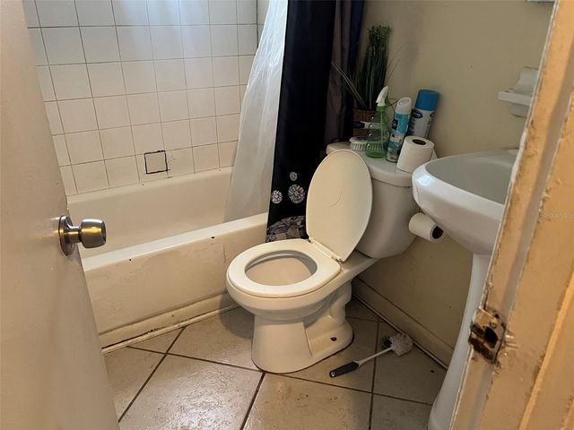 132 ARGOS AVENUE, Orlando, FL 32811
