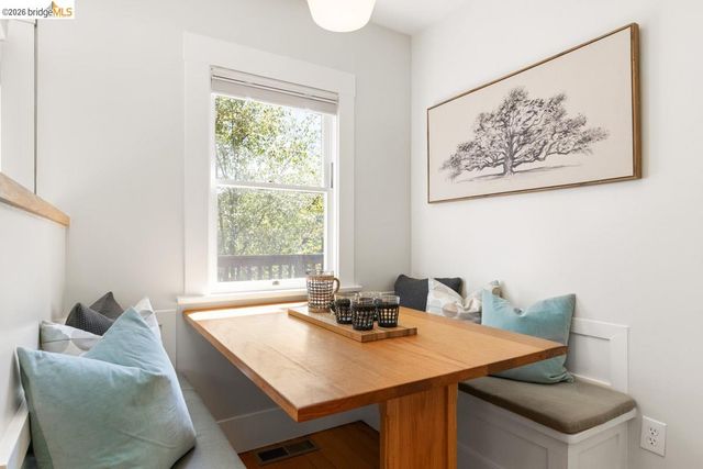 71 Norwood Ave, Kensington, CA 94707