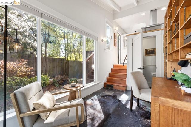 71 Norwood Ave, Kensington, CA 94707