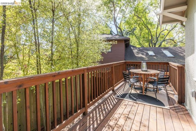 71 Norwood Ave, Kensington, CA 94707