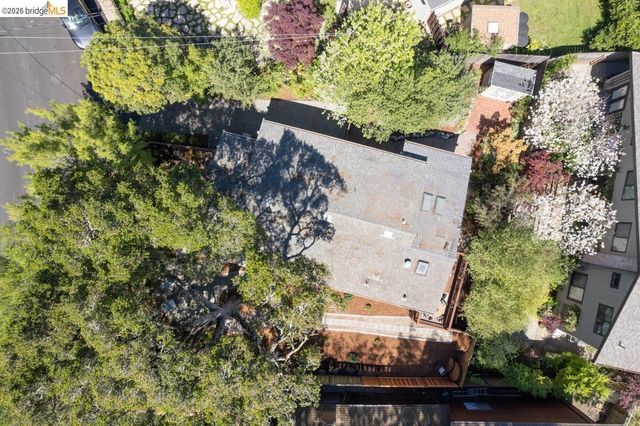 71 Norwood Ave, Kensington, CA 94707