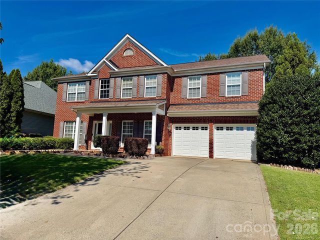 1112 Tranquil Falls Lane, Matthews, NC 28104