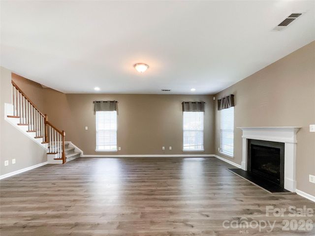 1112 Tranquil Falls Lane, Matthews, NC 28104
