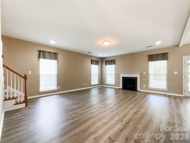 1112 Tranquil Falls Lane, Matthews, NC 28104