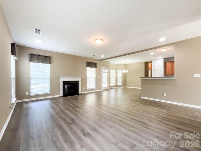 1112 Tranquil Falls Lane, Matthews, NC 28104