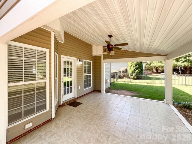 1112 Tranquil Falls Lane, Matthews, NC 28104