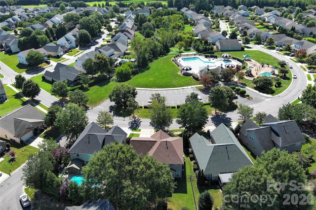 1112 Tranquil Falls Lane, Matthews, NC 28104