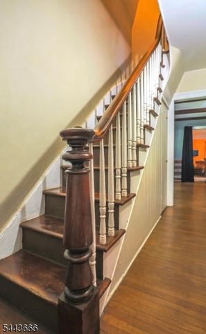 91 Clinton St, Rahway City, NJ 07065