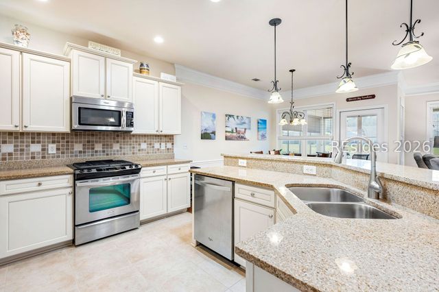 15 Tree Rose Pl, Bluffton, SC 29910