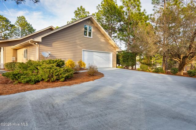 96 Deerwood Lane, Pinehurst, NC 28374