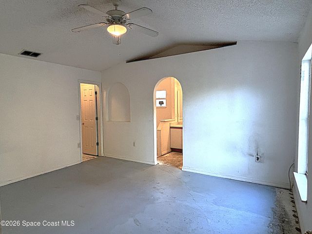 277 Saybrook Road SW, Palm Bay, FL 32908