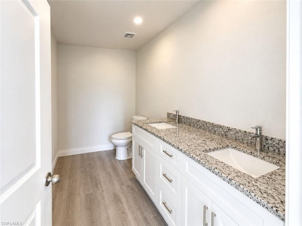 8056 Sherwood CIR, LABELLE, FL 33935 — photo 3