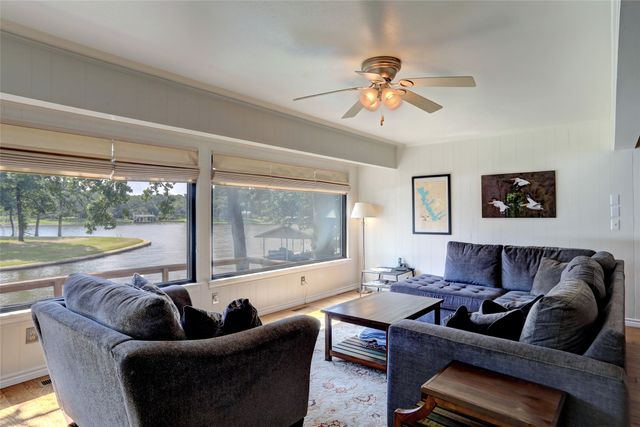 1208 Atoll Court, Tool, TX 75143