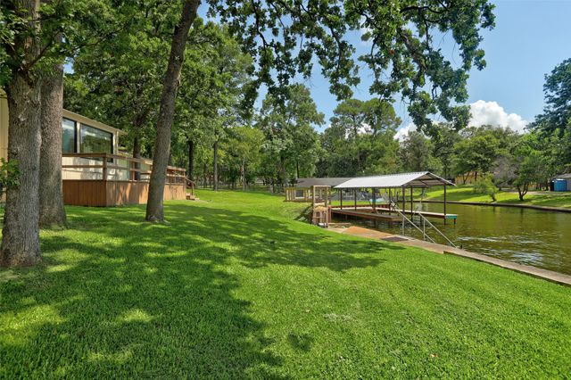 1208 Atoll Court, Tool, TX 75143