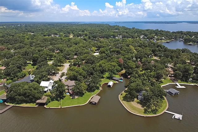 1208 Atoll Court, Tool, TX 75143