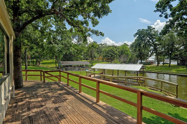 1208 Atoll Court, Tool, TX 75143